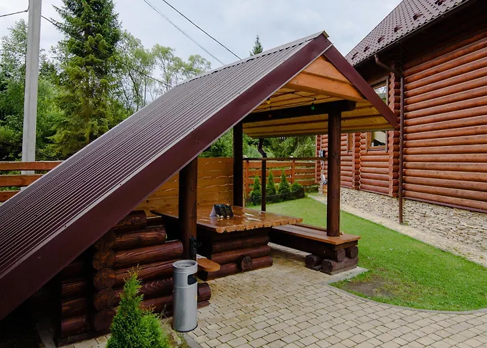 Смарагдовий Пагорб