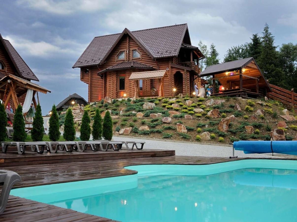 Apartment смарагдовий пагорб