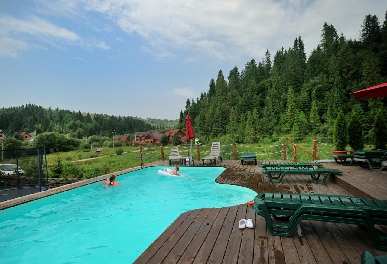 смарагдовий пагорб Apartment